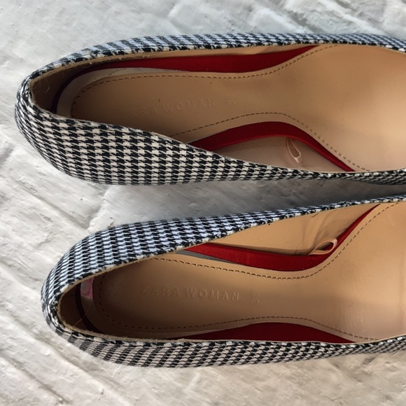 ZARA | Houndstooth print block heels - Picture 7 of 10